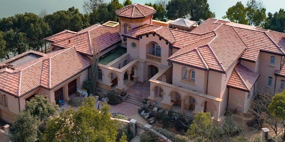 Why Choose Clay Roof Tiles Over Concrete? Image